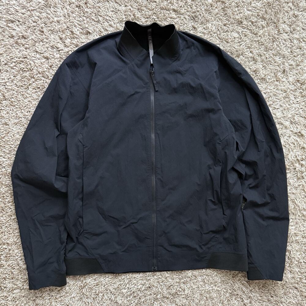 Arc’teryx Veilance Nemis Lightweight Black Bomber Jacket Full Zip Men’s Size XS
